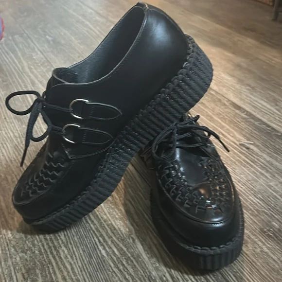 T.U.K. Creepers - Picture 3 of 12
